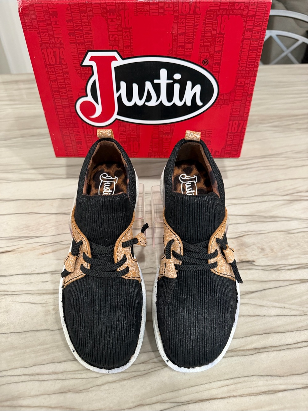 Justin Casual Black & Tan Slip-On Casual Sneakers